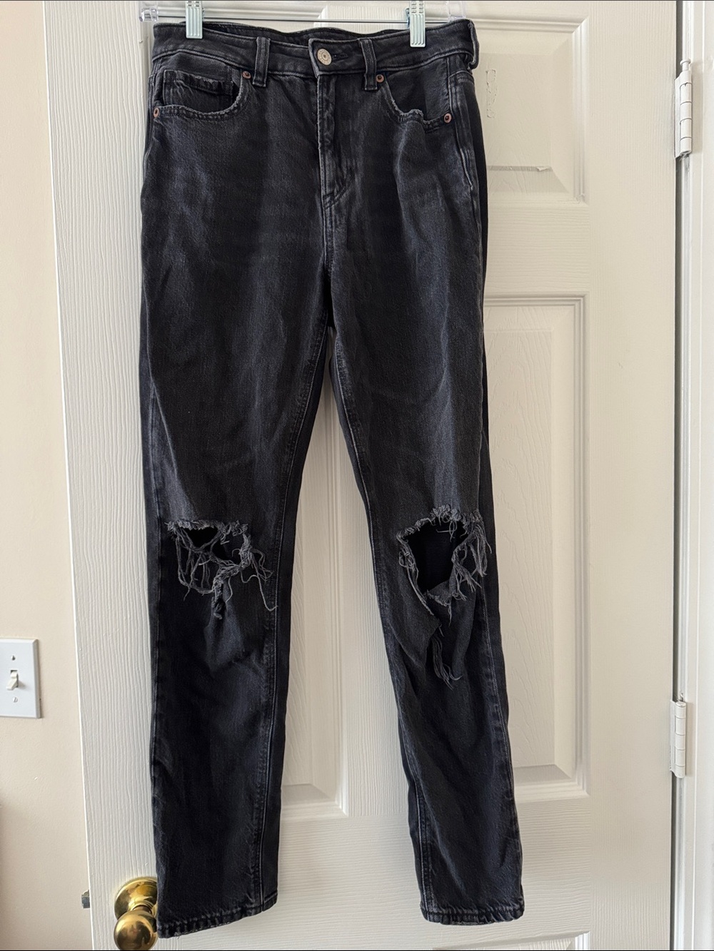 American Eagle Outfitters Black Distressed Straight Leg Jeans